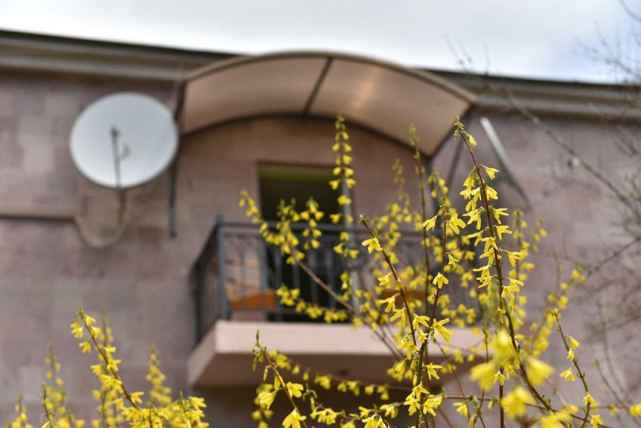 Greenwood Hotel Dilijan Exterior photo